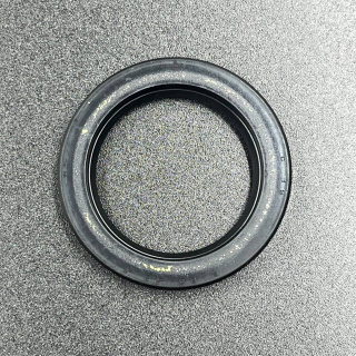 Сальник Yamaha (93101-30M33) (30x42x6) (Yamaha) картинка