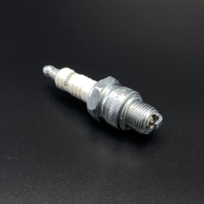 Свеча зажигания SP #QL77CC @6 (Quicksilver) 941