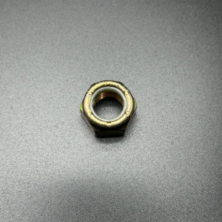 82670815 — 1