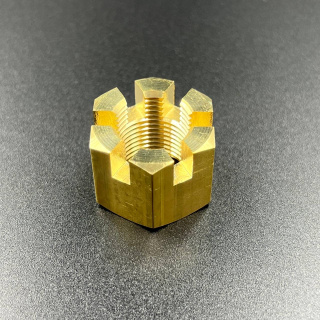 Гайка крепления гребного винта Yamaha 100-250, F75-350 (Yamaha) картинка