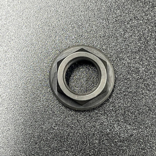 Гайка крепления пиньона Yamaha 20-30 Old (Omax) картинка