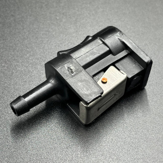 Коннектор топливный Yamaha 4-200, F4-50 (мама) (YUELANG) картинка
