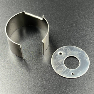Стакан помпы охлаждения Suzuki DT9.9-15 (вкладыш и пластина) (Omax) картинка