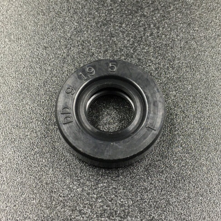 Сальник Yamaha (9x19x5) (Omax2) картинка