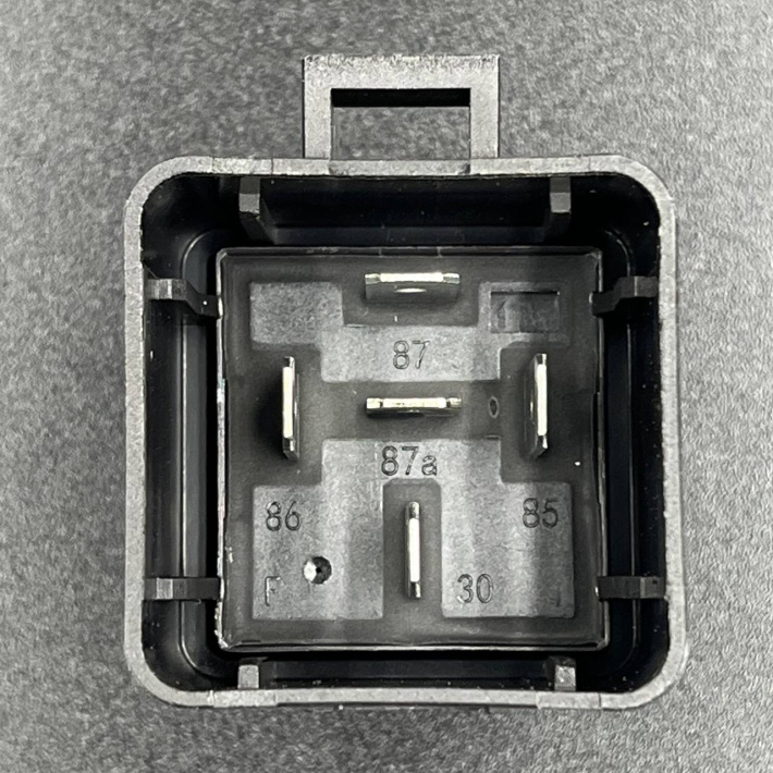 882751A04 — 3