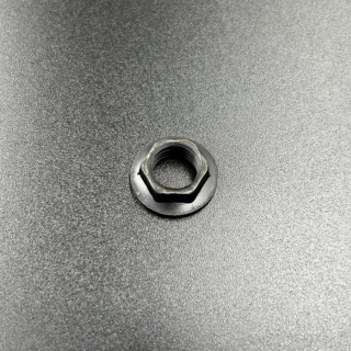 Гайка крепления пиньона Yamaha 20-30, F20-25 (YUELANG) картинка